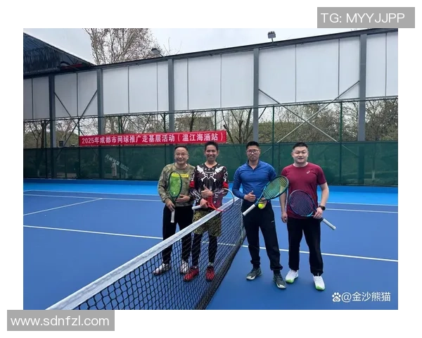 成都网球队的耐力之道：揭秘网球巨献背后的训练与坚持